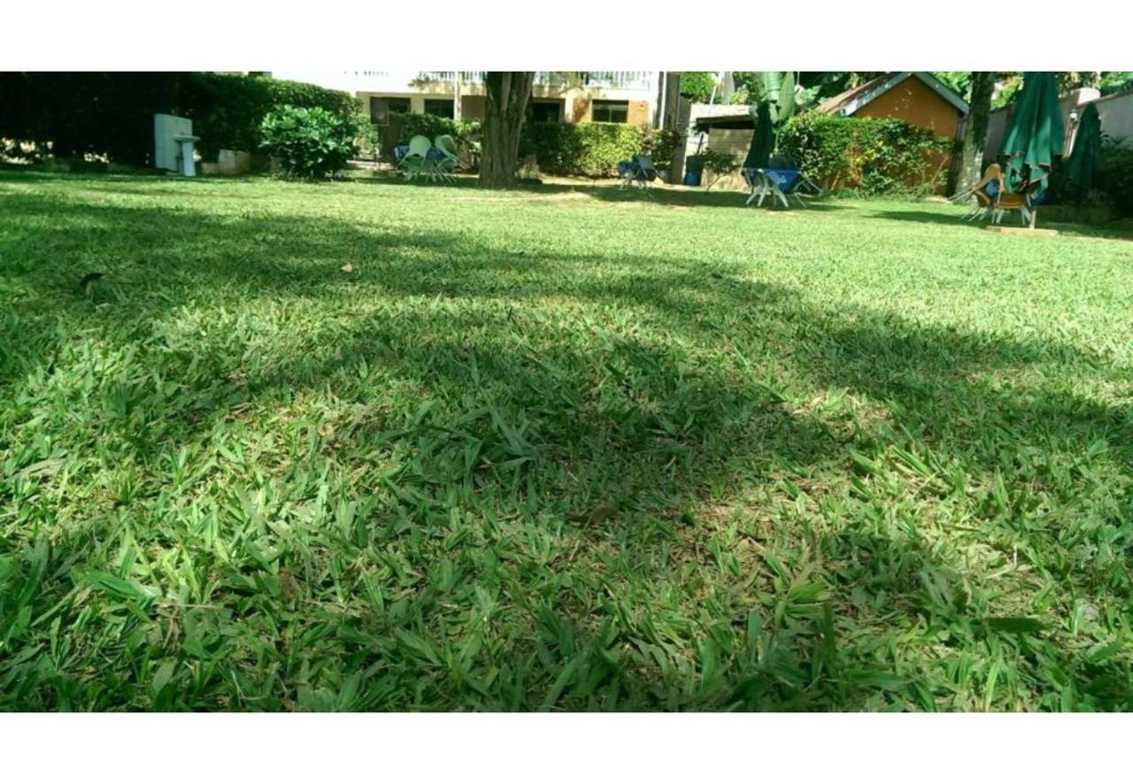 Royal Lake View Gardens Kampala Exterior foto